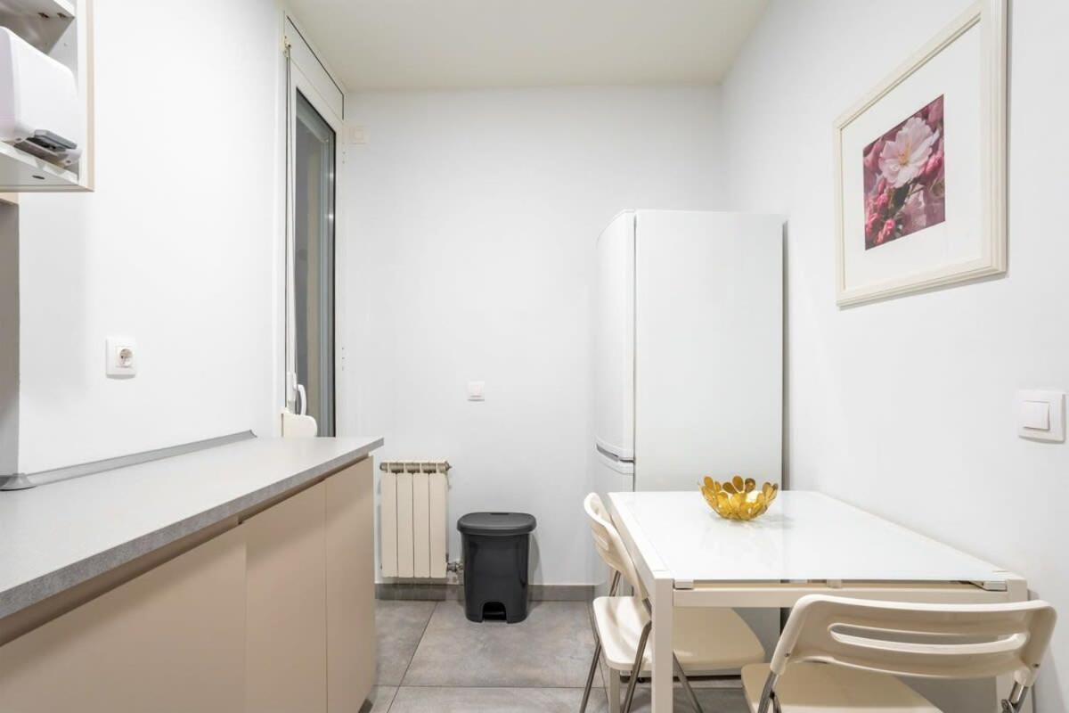 Paseo De Gracia Modern And Cozy 3bd - 2bth Appartamento Barcellona